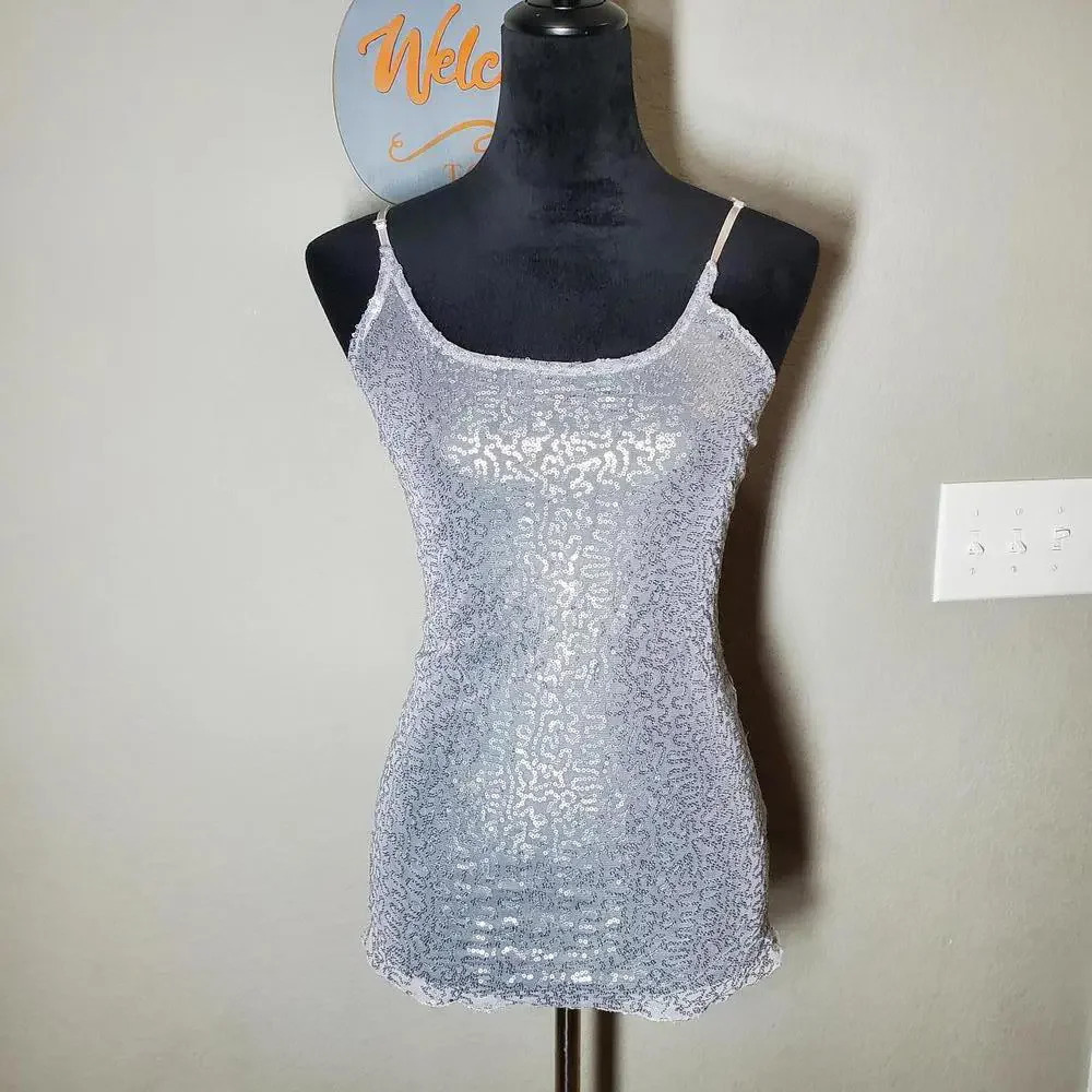 Daytrip Silver Stretchy Sheer Sequin Adjustable Strap Camisole Size Small NWOT